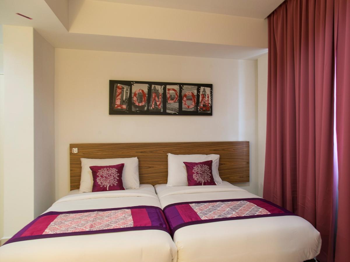 Oyo 180 V Hotel Kuala Lumpur Exterior photo